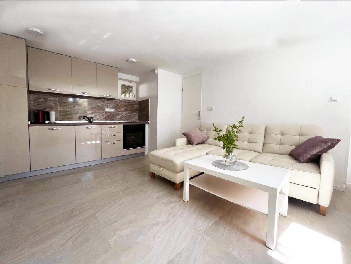 Beach House Suzi Posedarje Luaran gambar